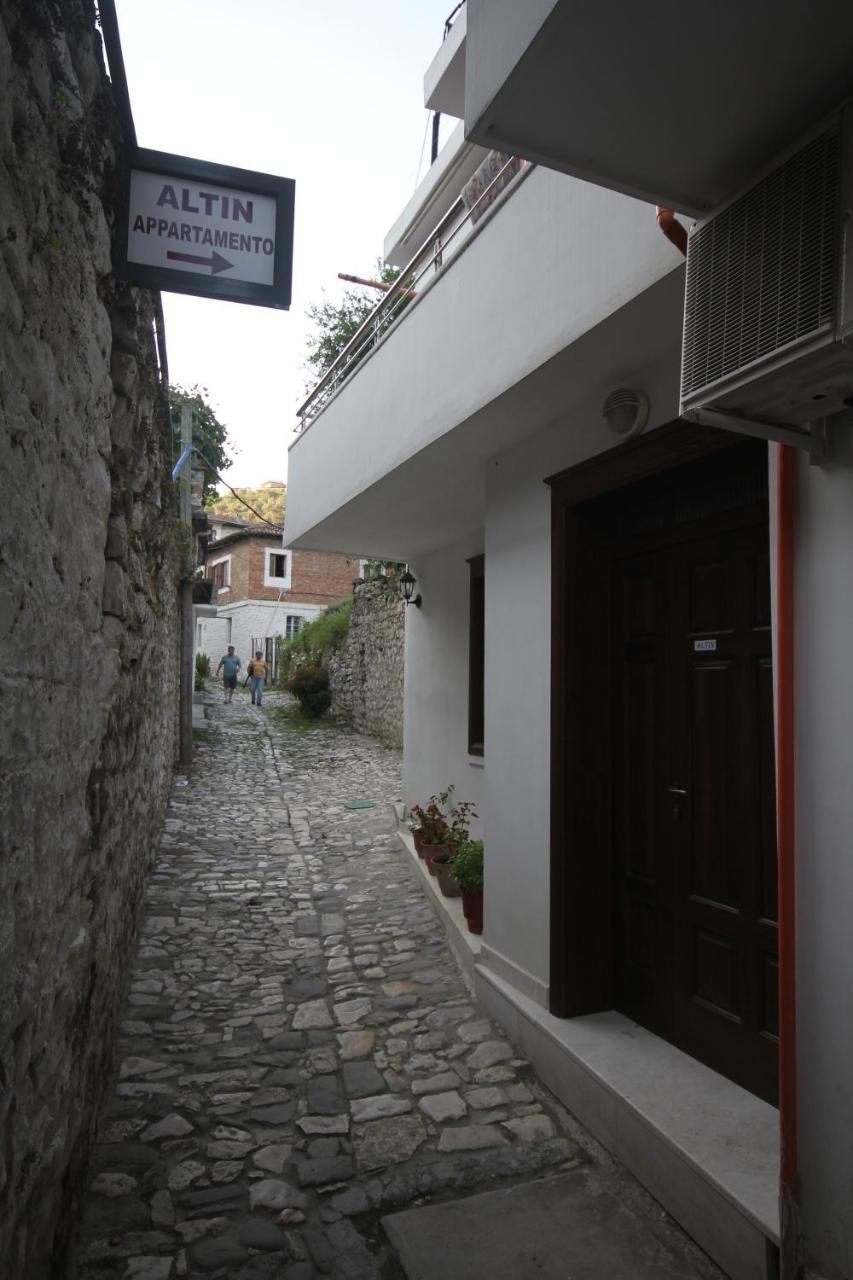 Apartment Altin In Old Town Berat Exteriér fotografie